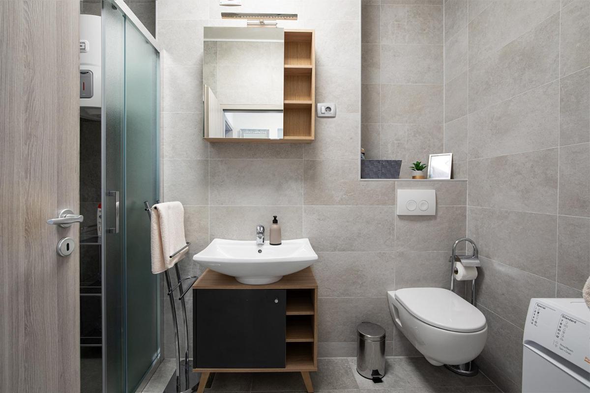 Apartment Aston Пула Екстериор снимка