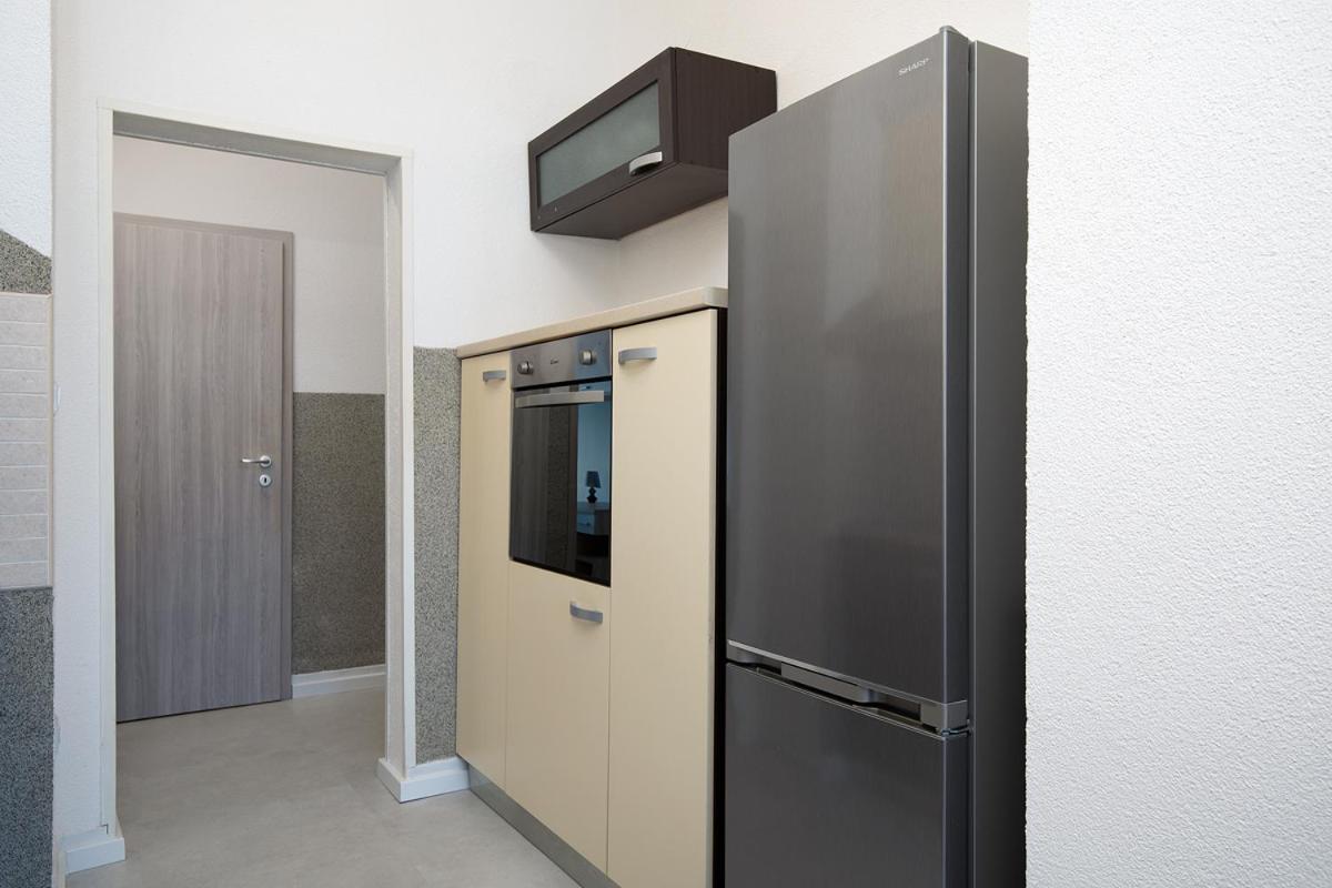 Apartment Aston Пула Екстериор снимка